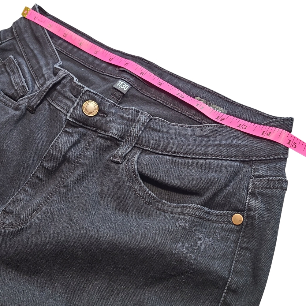 Judy Blue Black Distressed Leopard Patch Skinny Jeans 11/30 Stretch - Picture 14 of 16